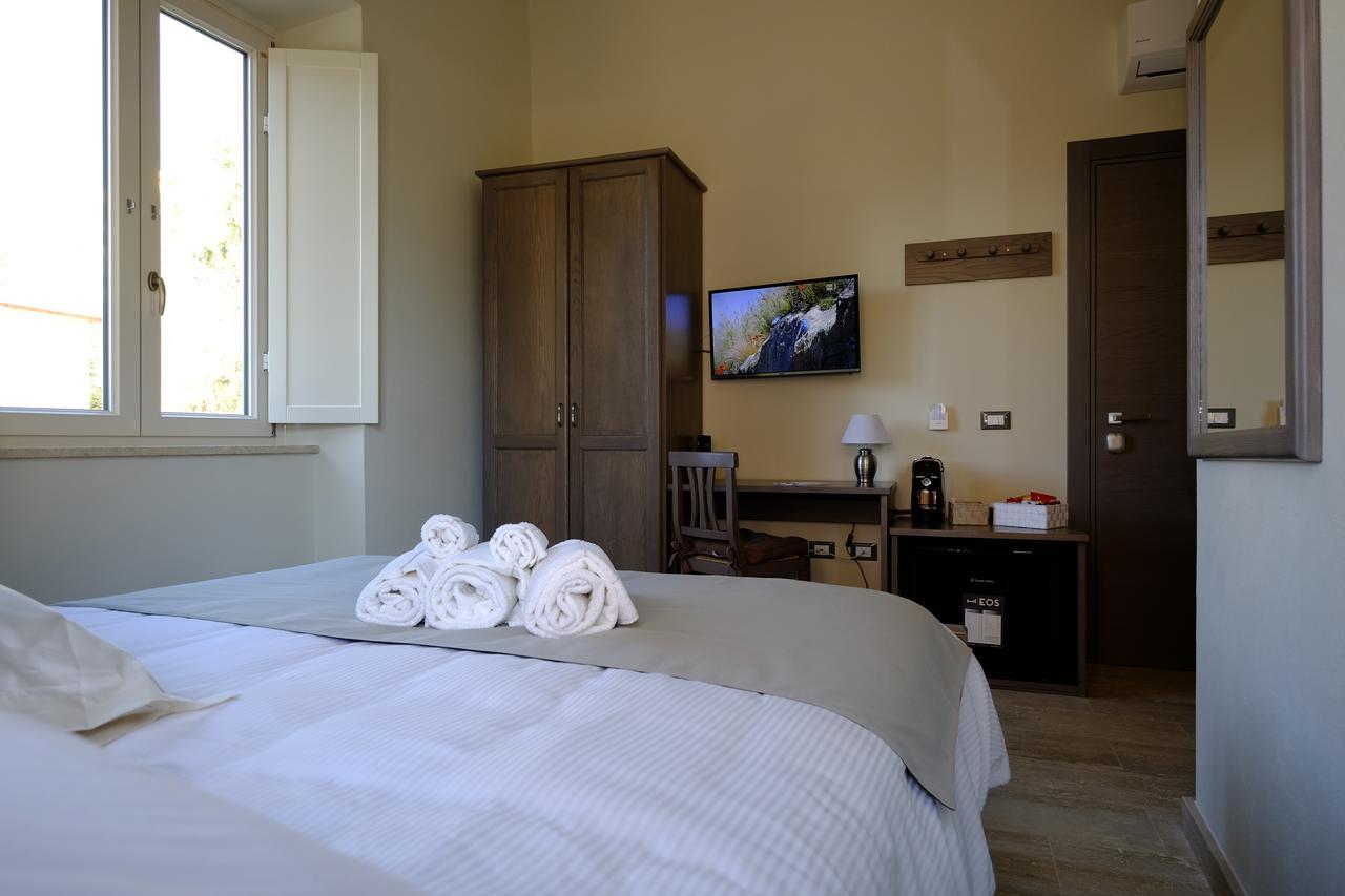 Eos Room And Breakfast Iglesias Extérieur photo